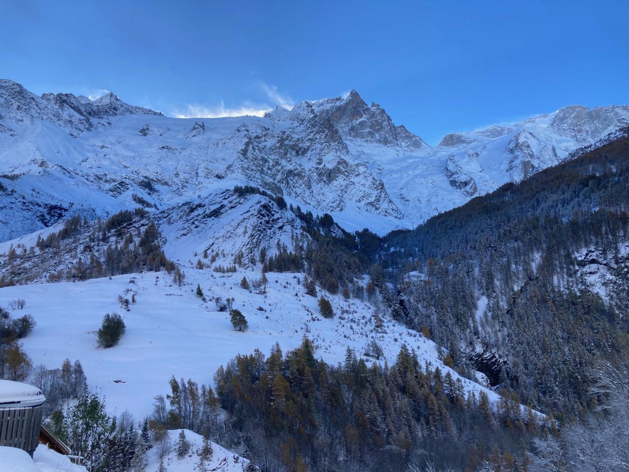 Hotel Des Alpes - Skiers & Bikers Lodge La Grave Buitenkant foto